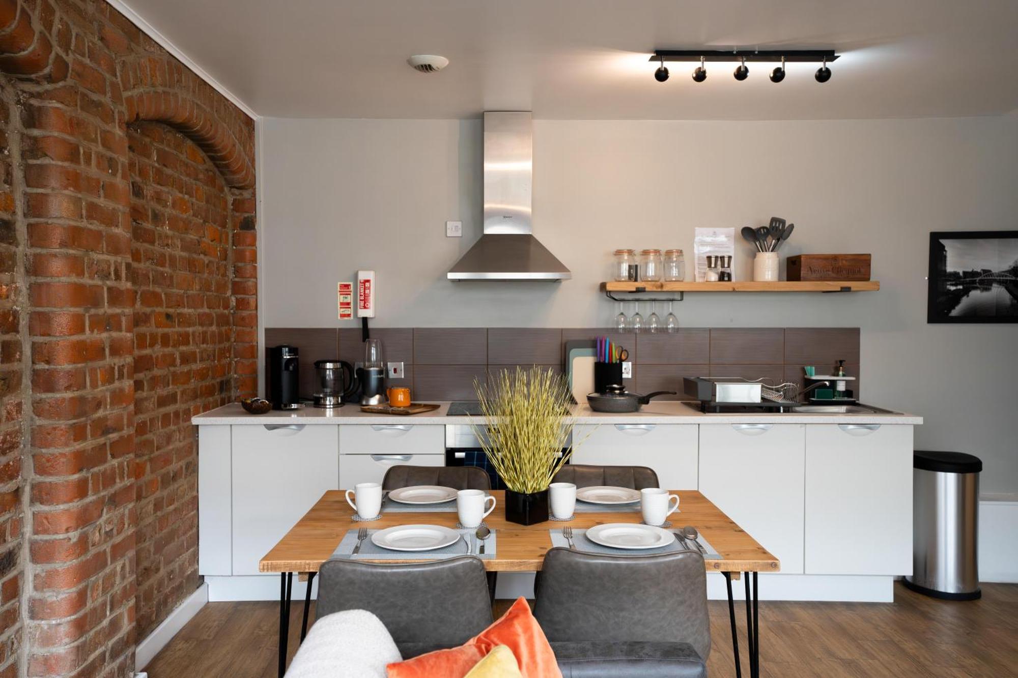 マンチェスター High Street Town Houseアパートホテル エクステリア 写真